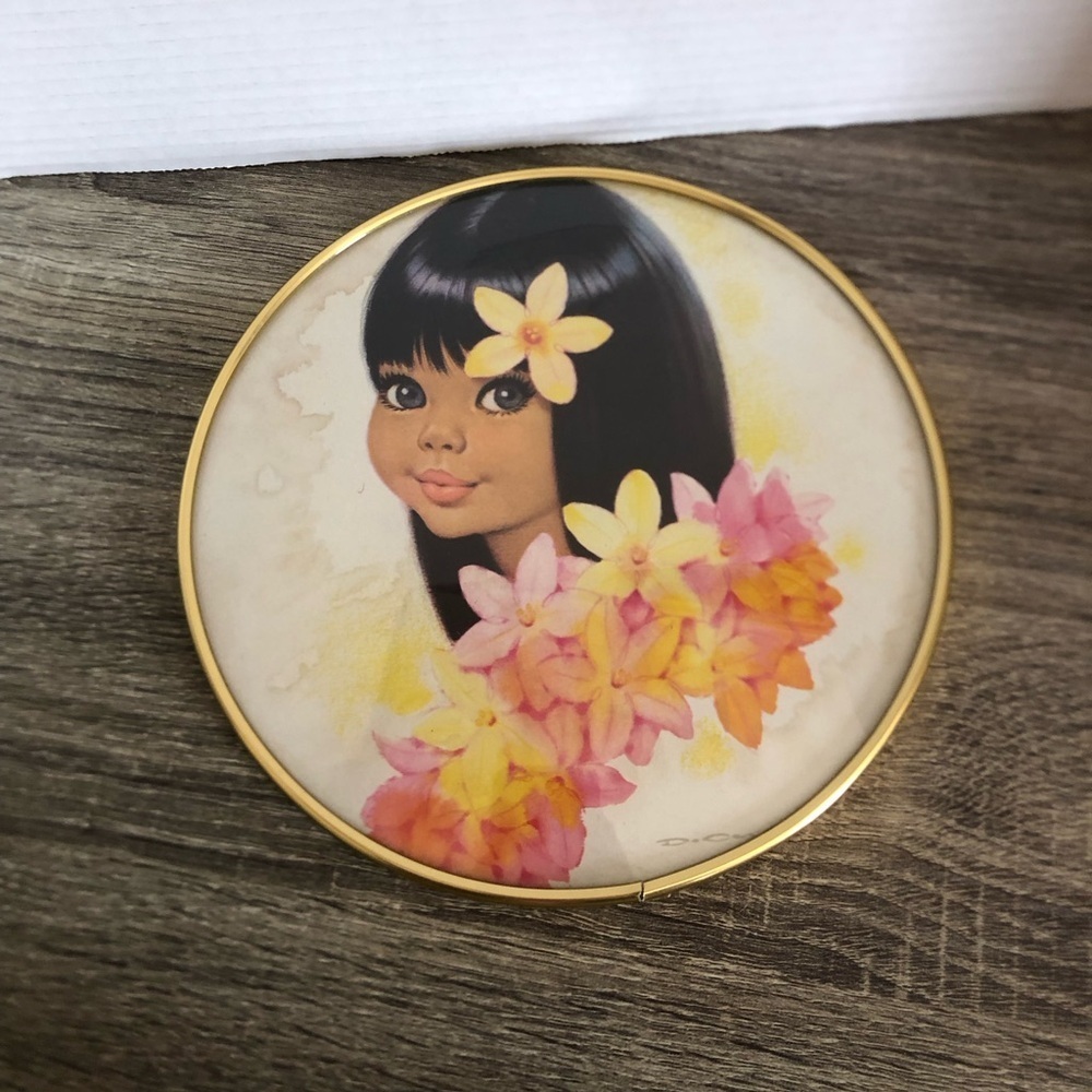 Vtg Owens Wide Eyed Girl Print with Convex Glass